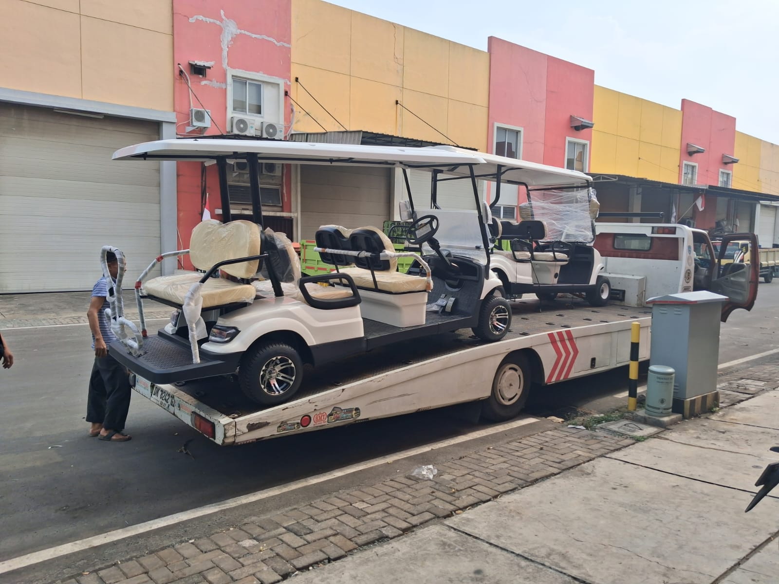 Pengiriman 2 unit Probuggy 4+2 Seats